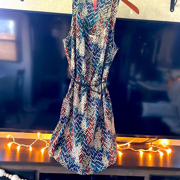 Spring dress with pockets - Picture 3 of 7